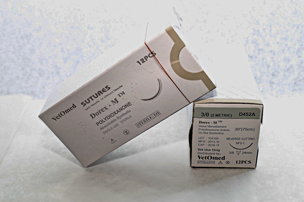 Dorex -M D452A USP Size 3/0. NFS-1 Needle